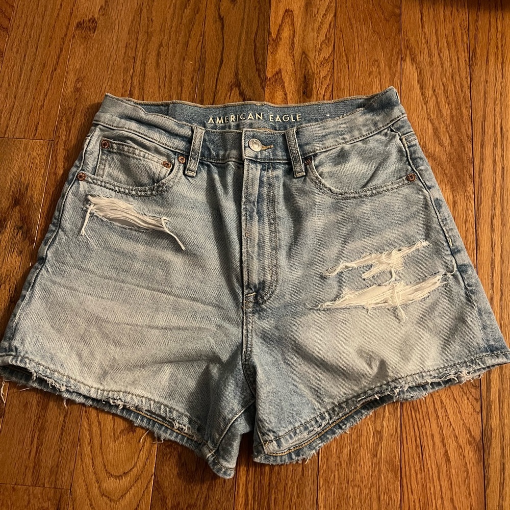 american eagle strigid jean shorts (worn once)